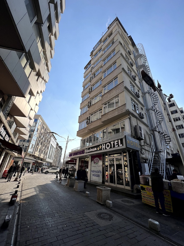 Headman Hotel 35/41
