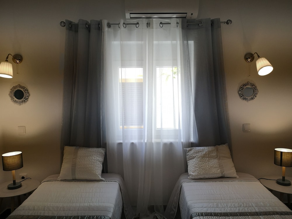 Sensations Guesthouse 16/50