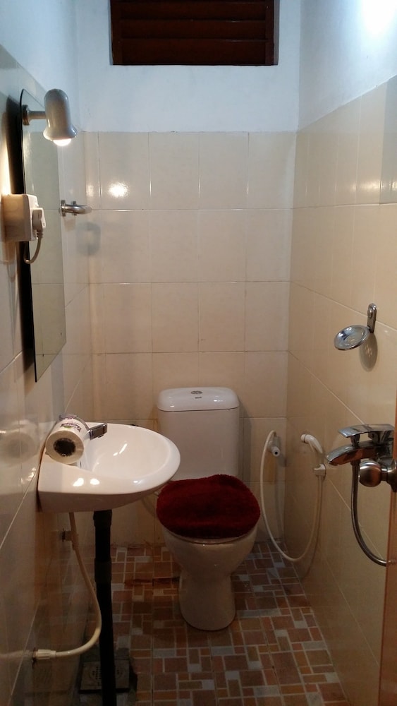Village Villa Home Stay 23/24