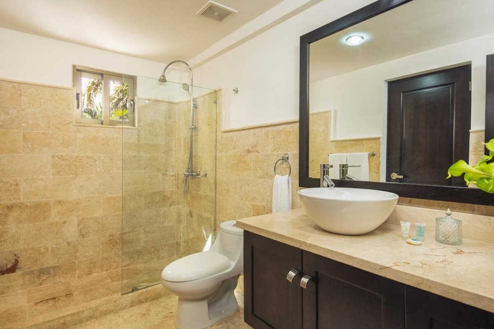 Grand Laguna Beach Properties by Calisto Stays 49/50