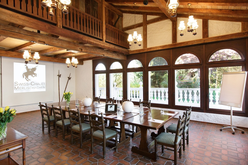 Swiss-Chalet Merlischachen - Historik Chalet-Hotel Lodge 34/44