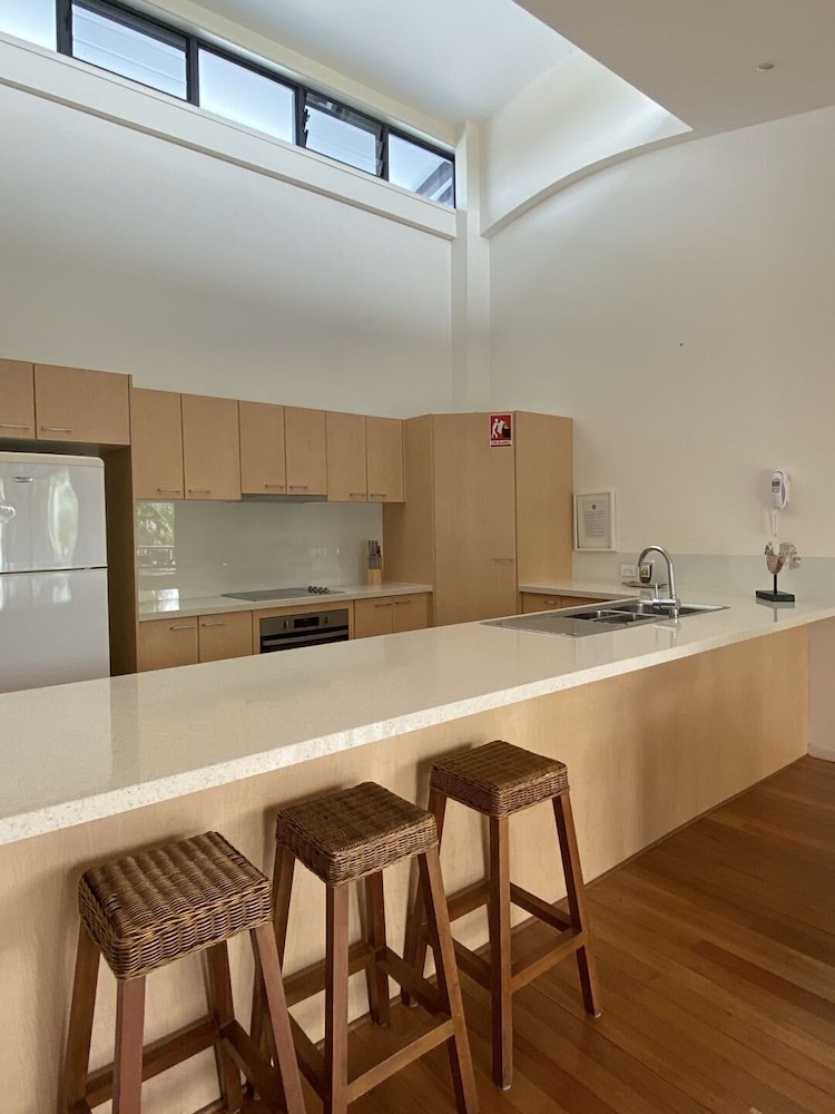 Byron Quarter Holiday Apartments 40/44