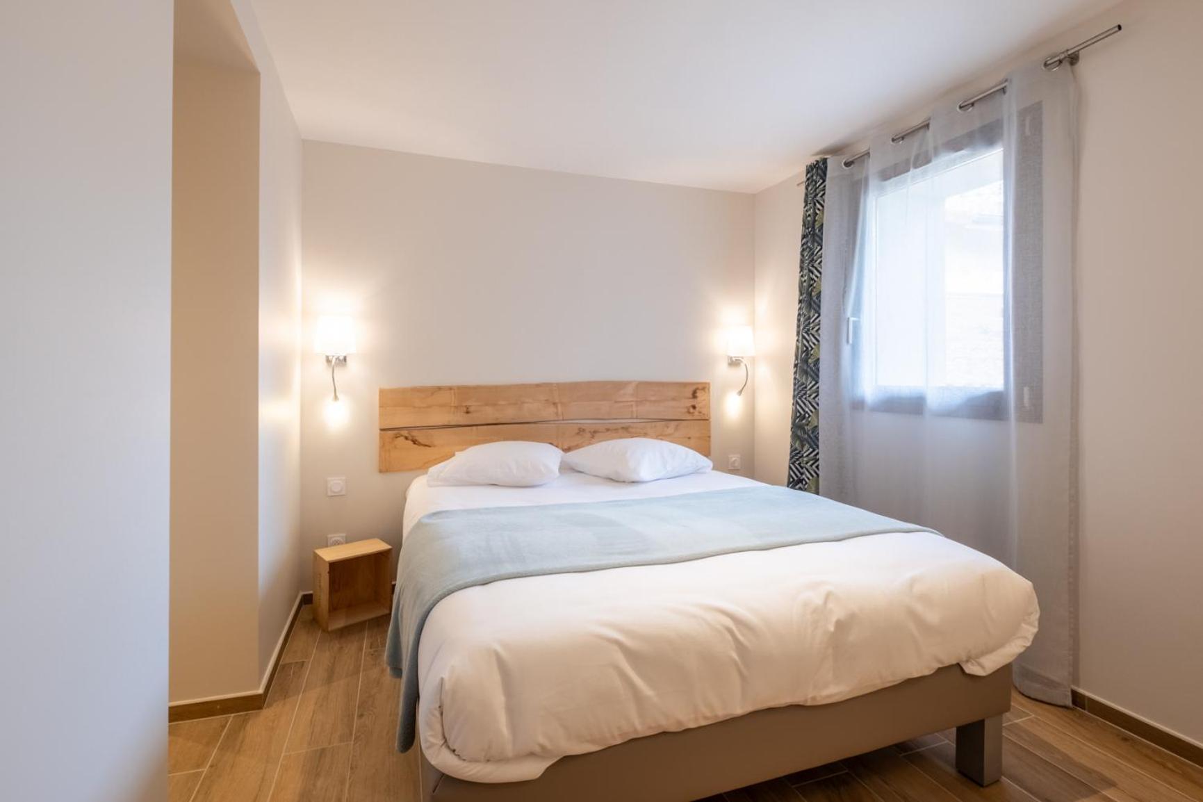 HOTEL LES VIEILLES GRANGES 1/16