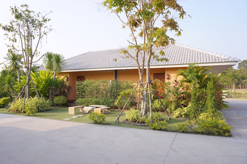 S Ville Resort 2/38