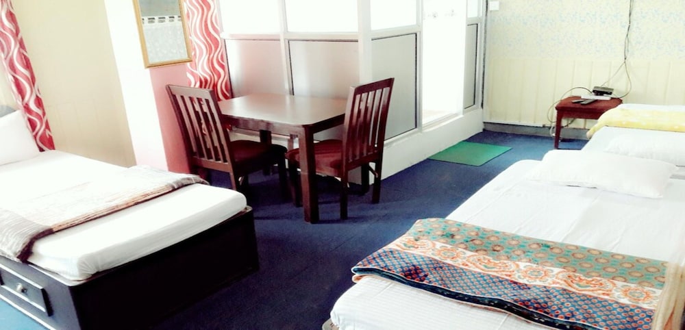 Hotel Ritu Mouria Pvt Ltd 9/35