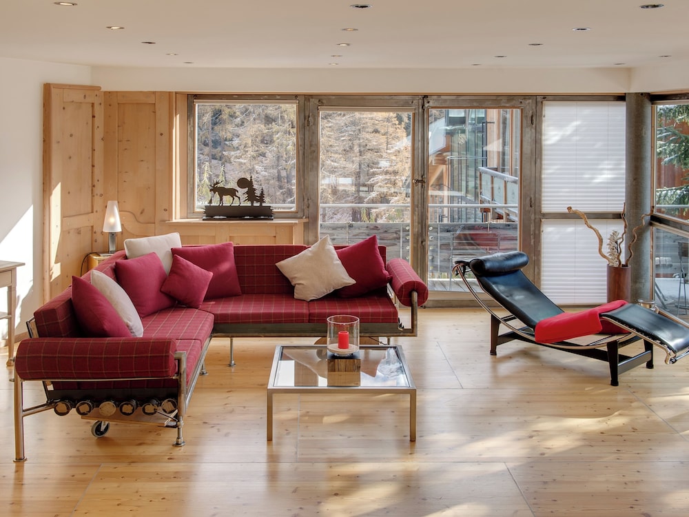 Backstage Hotel Serviced Apartments 35/53