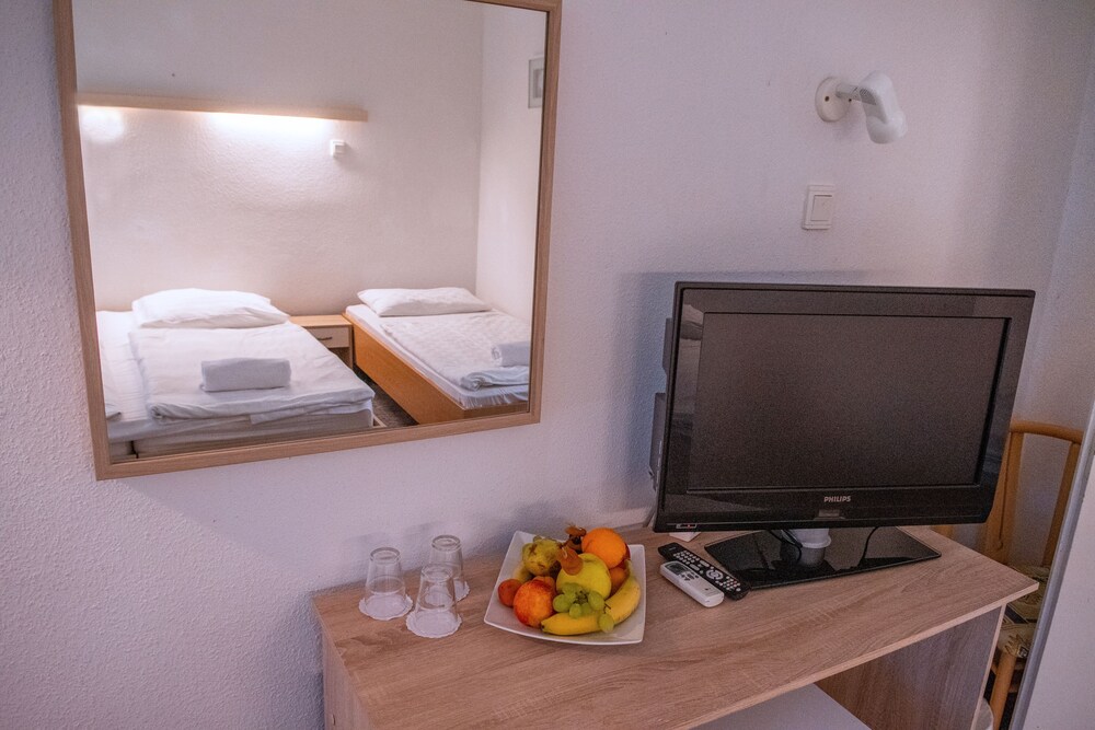 Ce Napfény Hotel 32/41