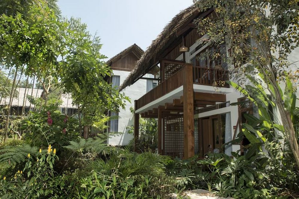 Kampung Sampireun Resort and Spa 1/50