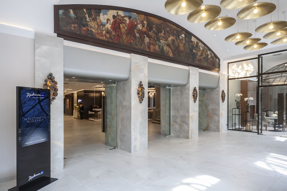 Radisson Blu Beke 11/70