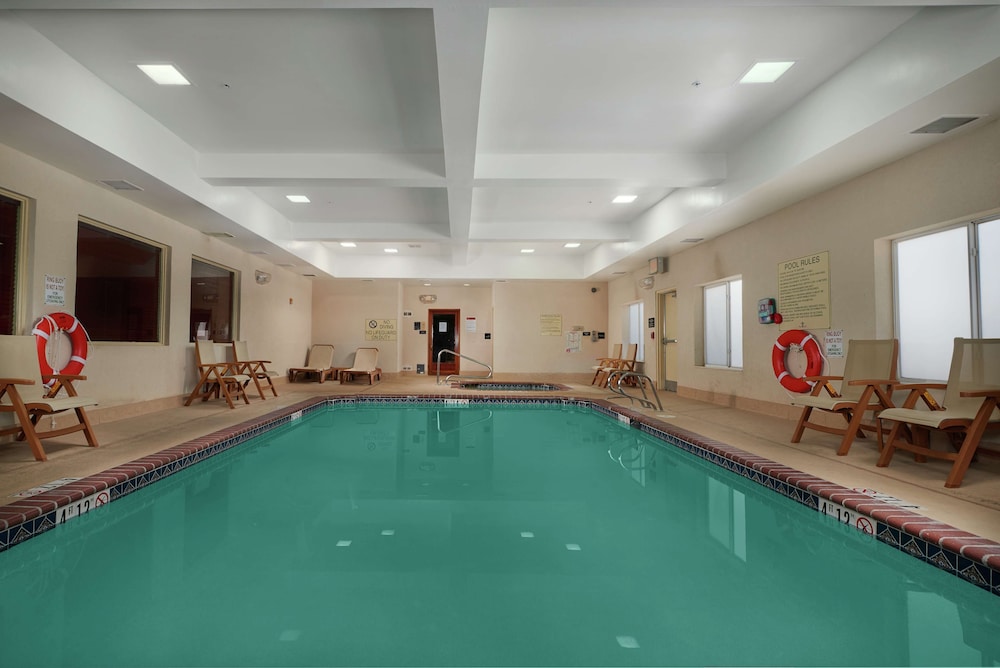 swimming pool spa
