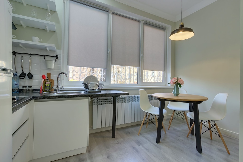 Opera Apartments 40/50