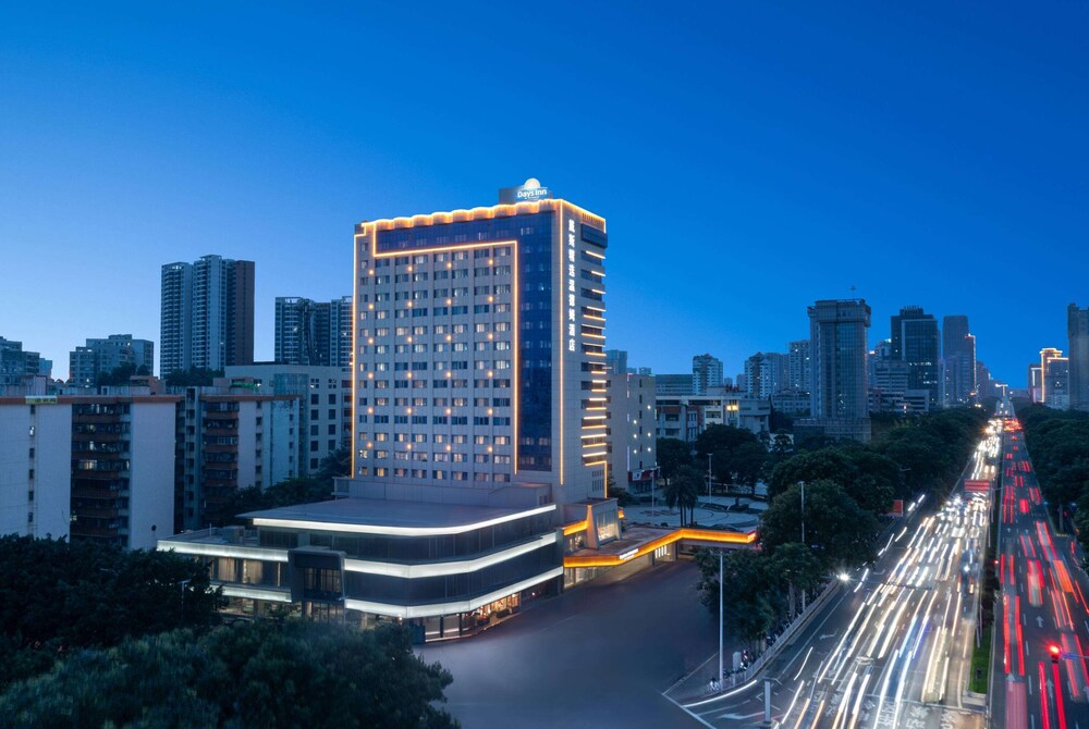 Days Inn by Wyndham Zhanjiang Economic Development Zone 4/17