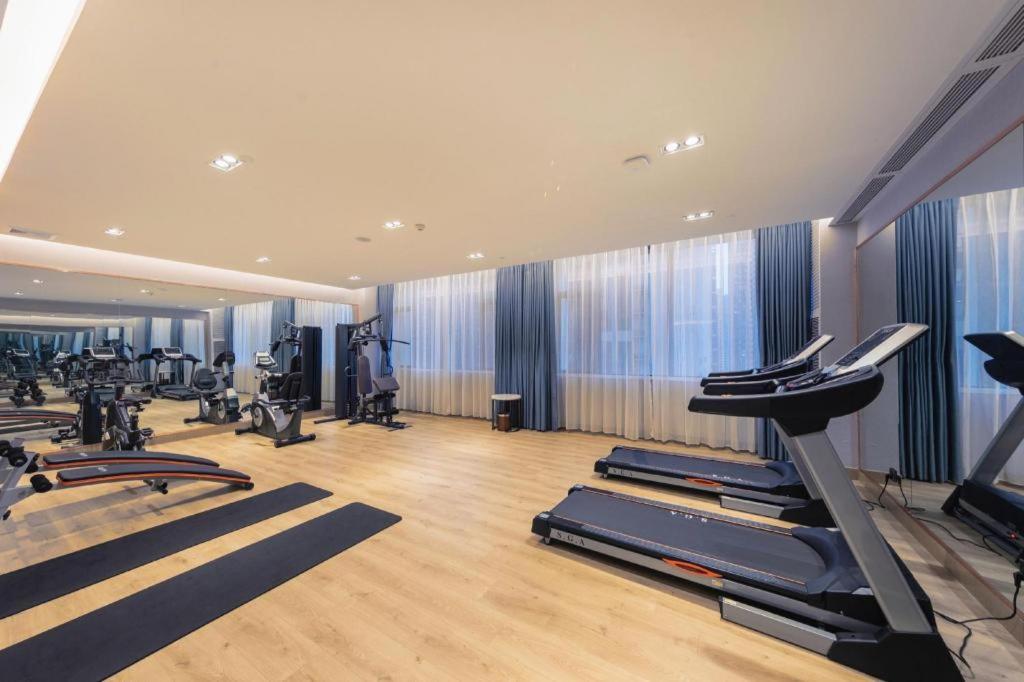 Venus Royal Hotels (Zhongshan Dongfeng Center) 22/50