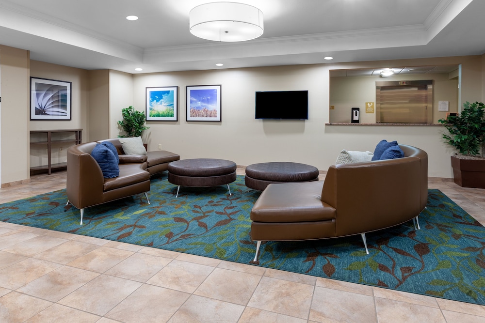 Candlewood Suites Kalamazoo 34/50