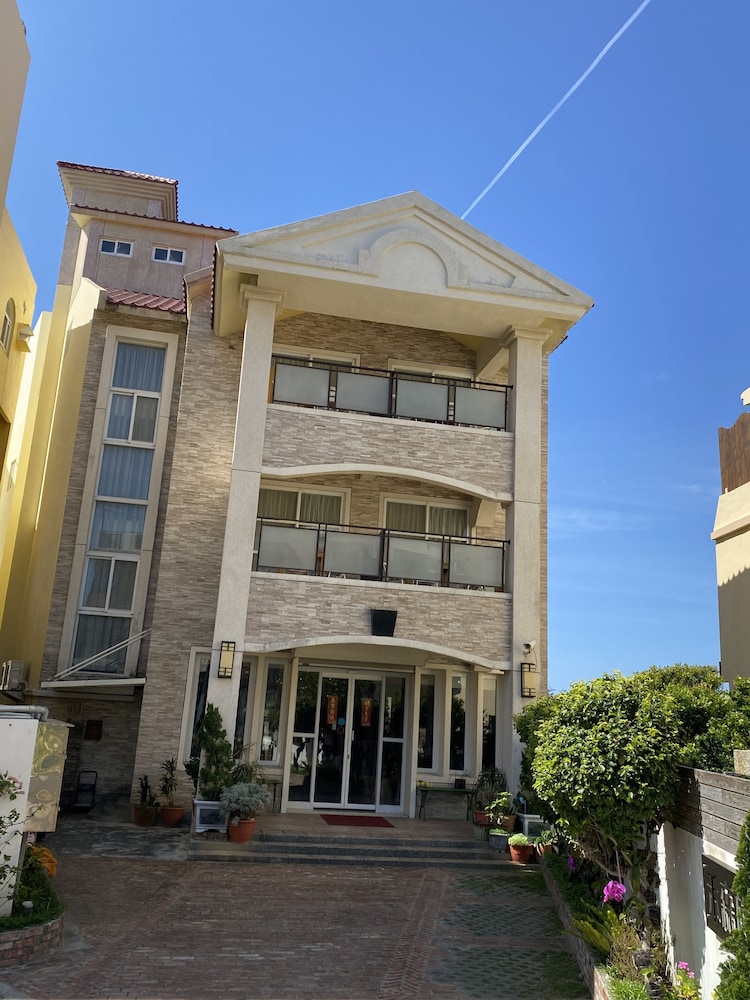 HE SEN Hostel 3/43