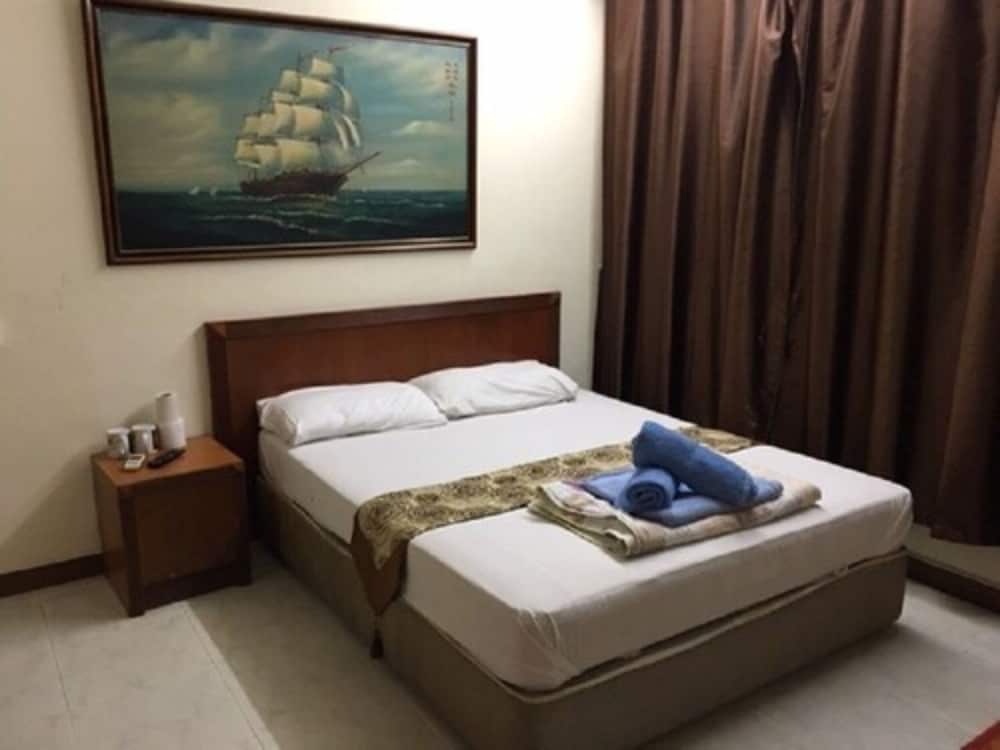 LAI MING HOTEL COSMOLAND 9/33