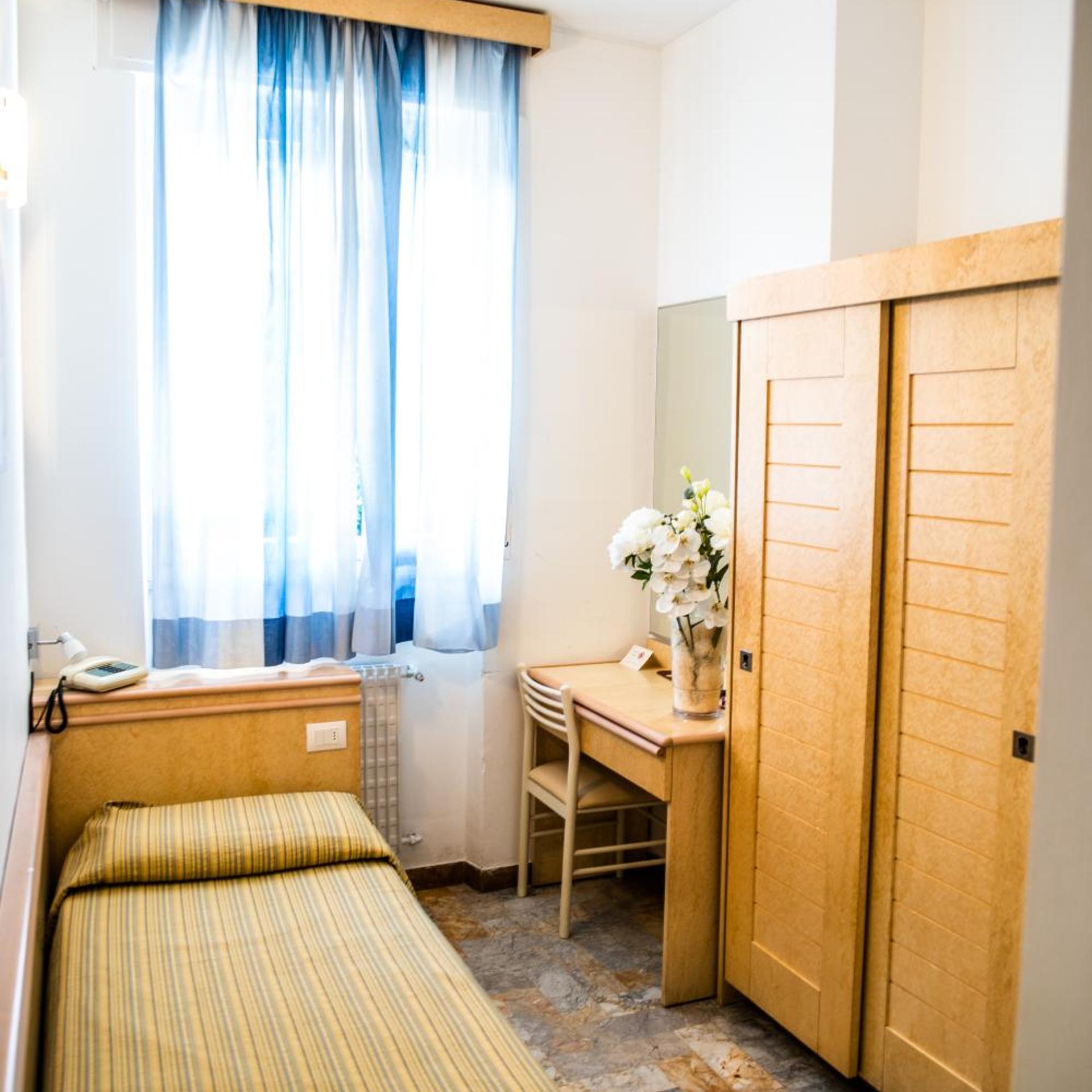 Hotel West End 24/50