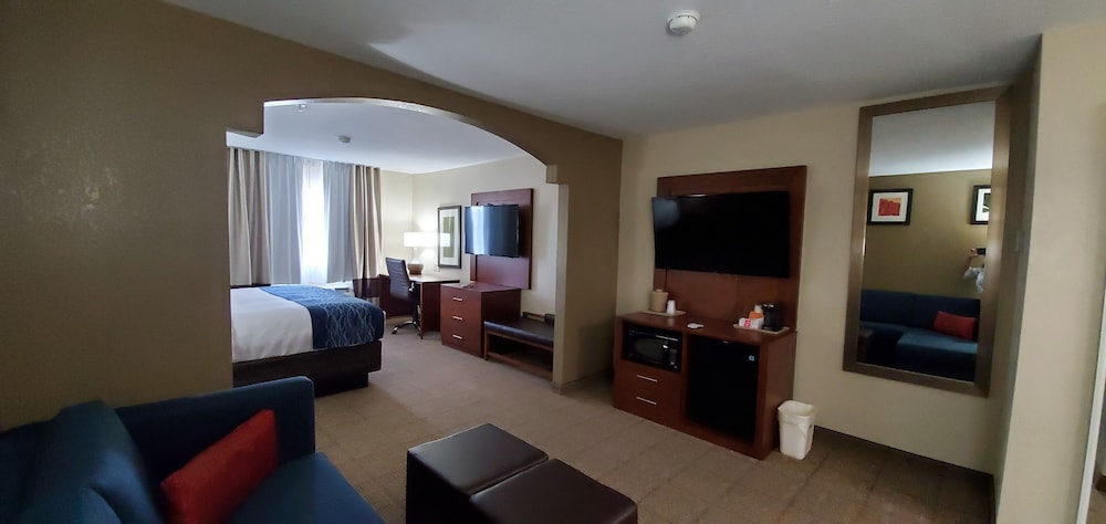 Comfort Inn & Suites Lordsburg I-10 37/49