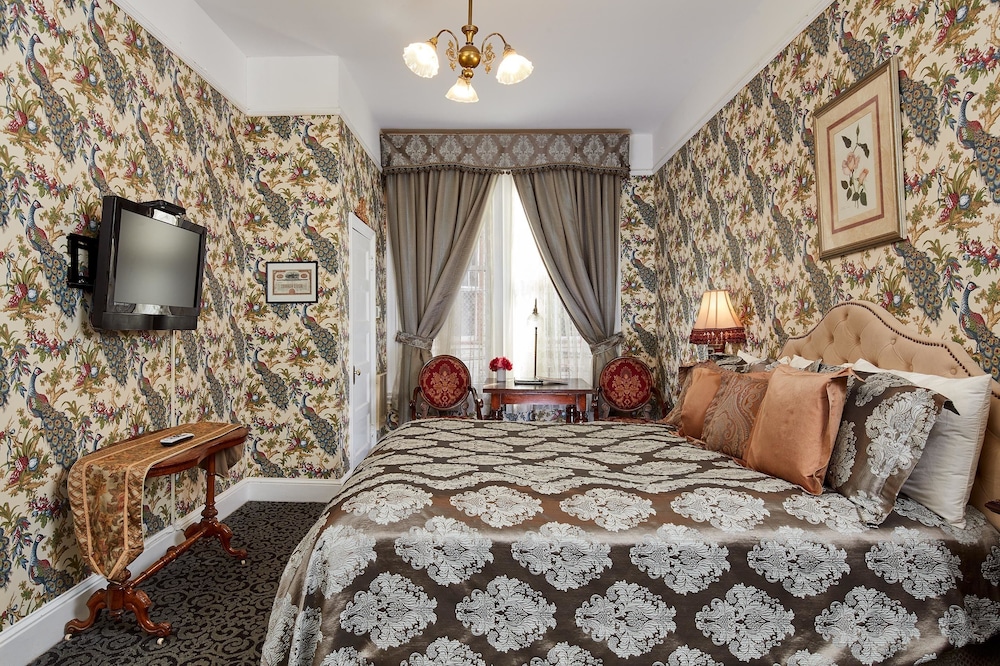 Queen Anne Hotel 15/69