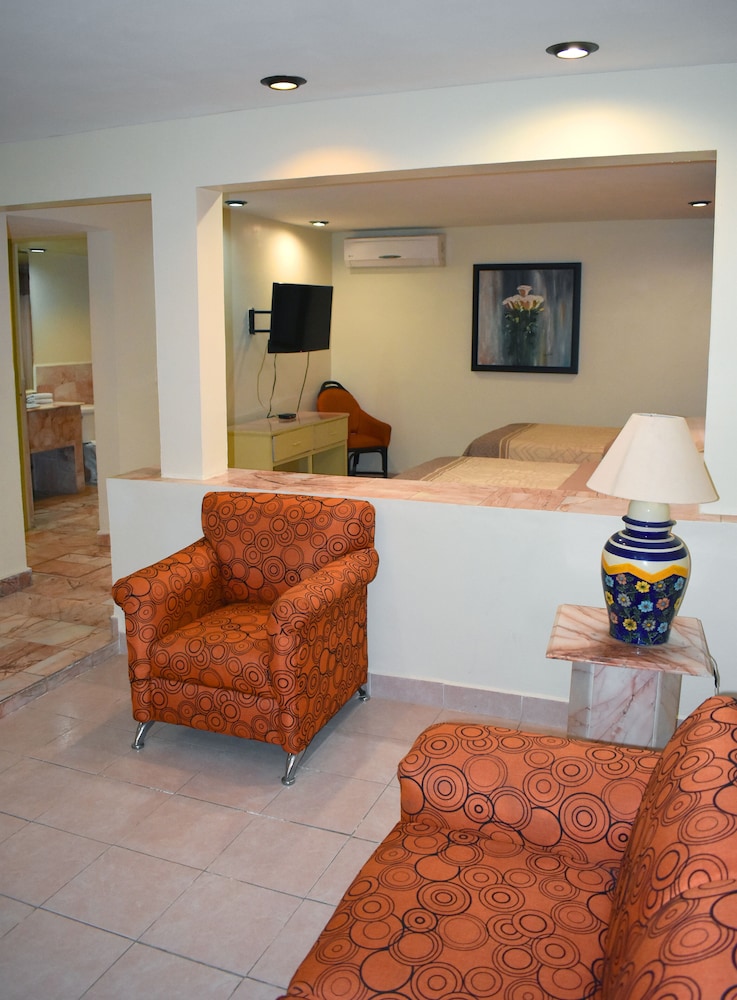 Hotel Posada del Sol Inn 31/58