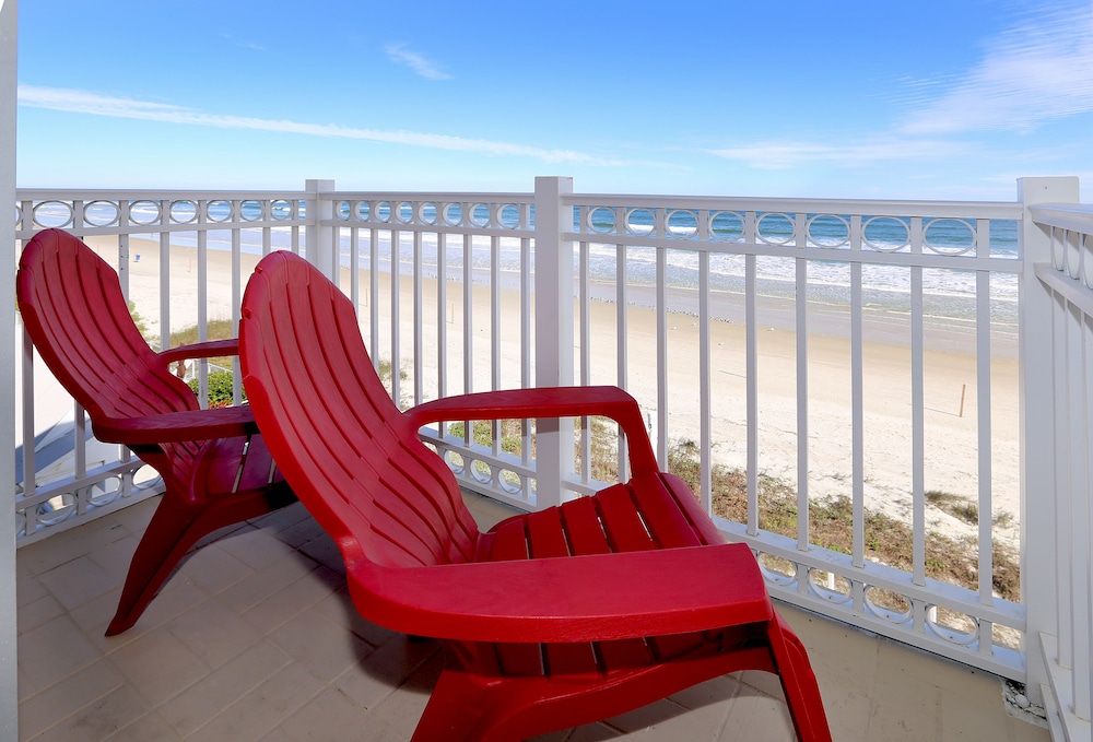Chateau Mar Beach Resort 37/47