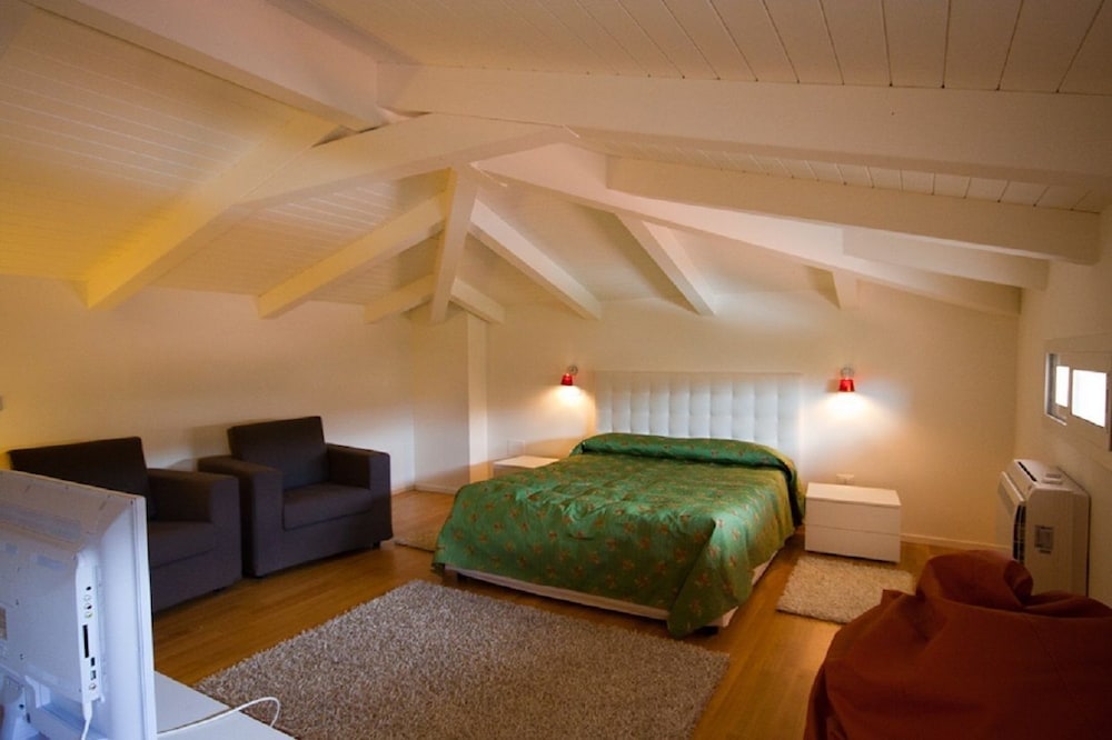Hotel Muraglie 16/24