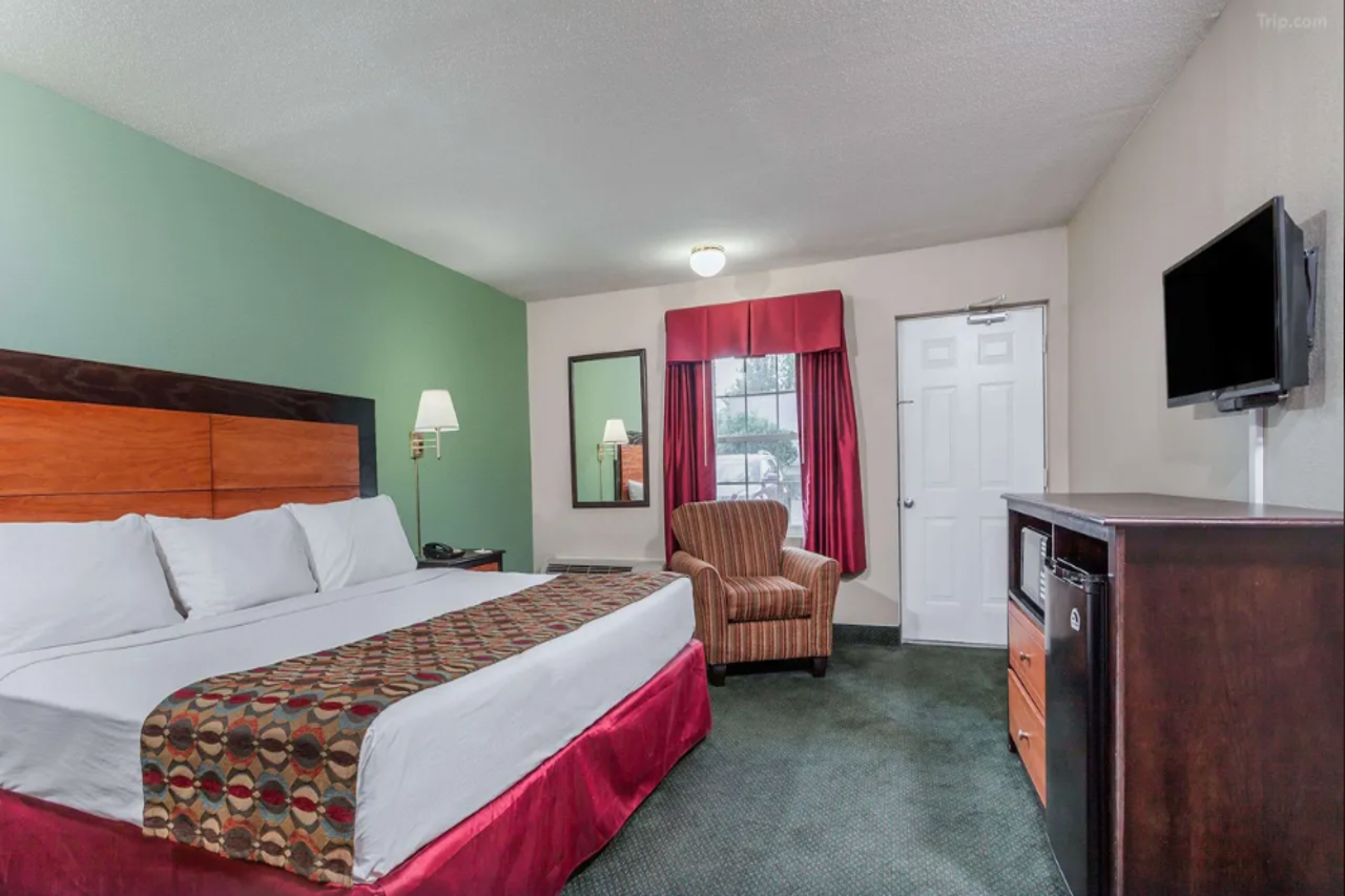 Baymont by Wyndham Lexington 2/17