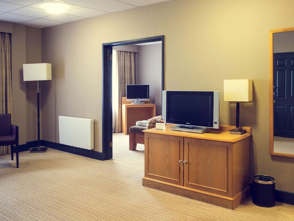 Mercure Hull Grange Park Hotel 62/75