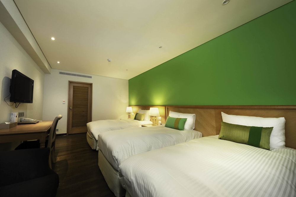 Green World Triple Beds 21/62