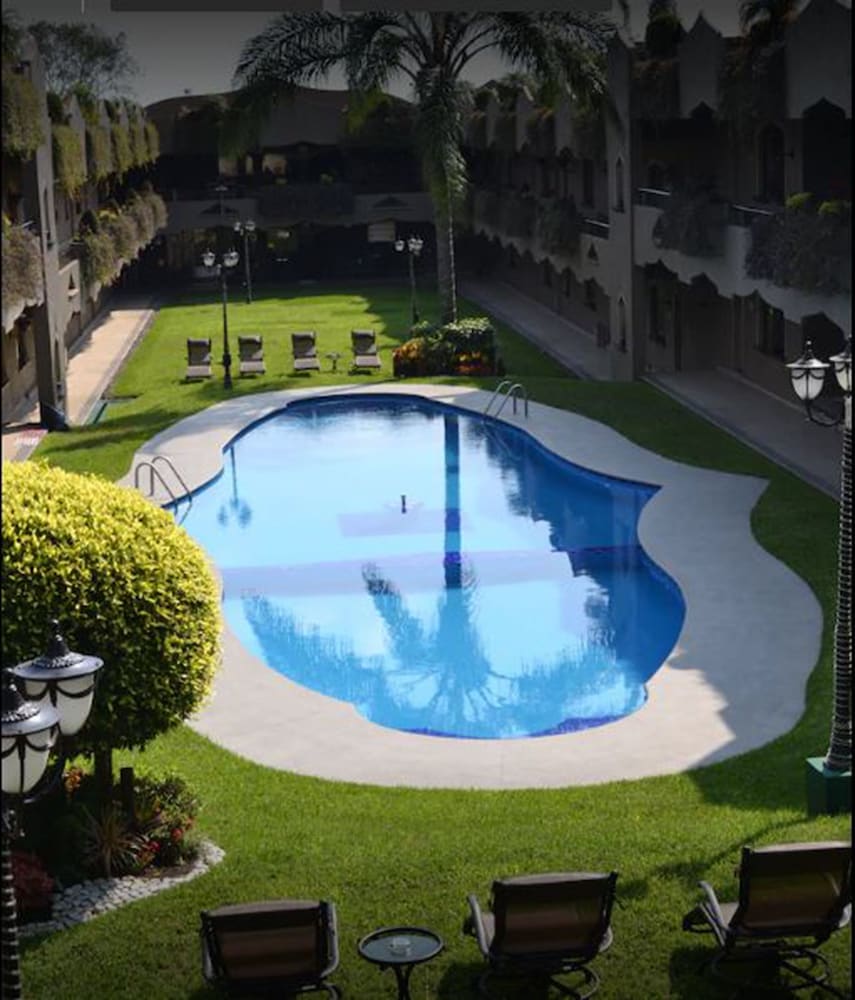 Suites Layfer 4/45