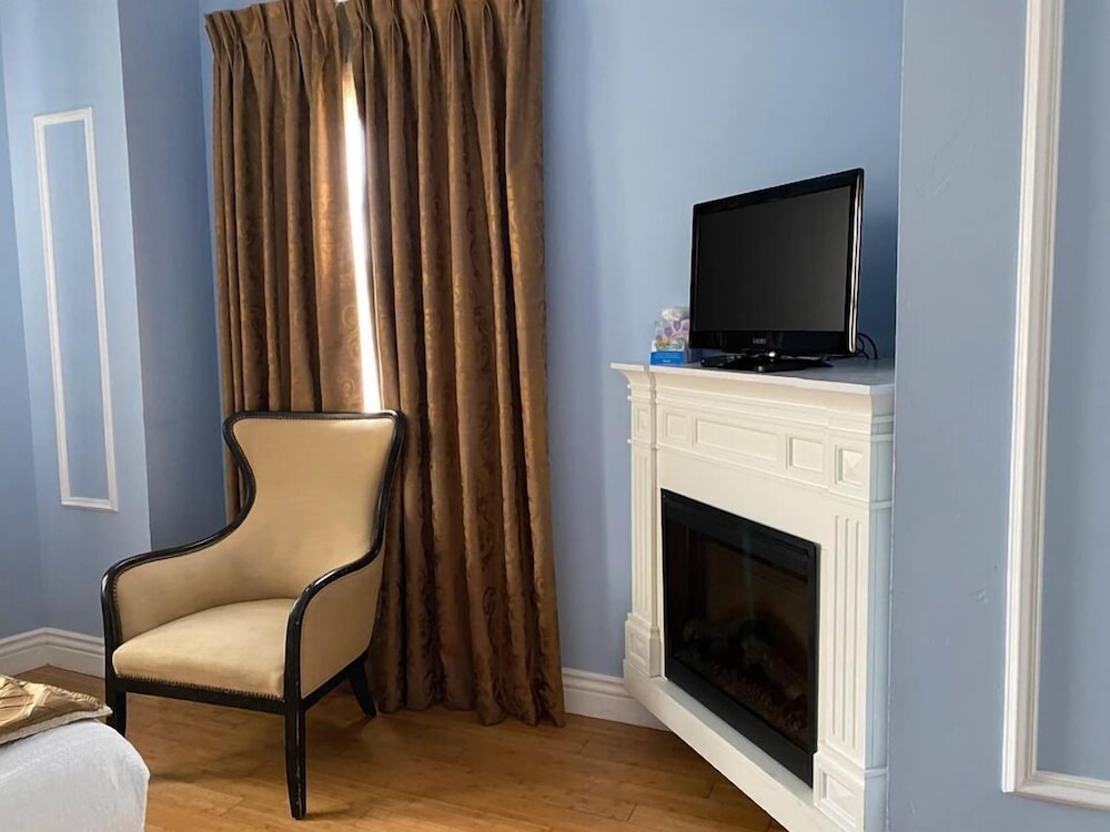 Hotel 1110 - Adults Only 56/75