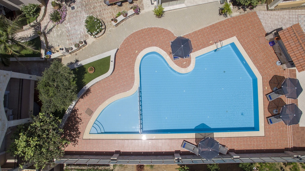 Lilium Village Hotel 33/50