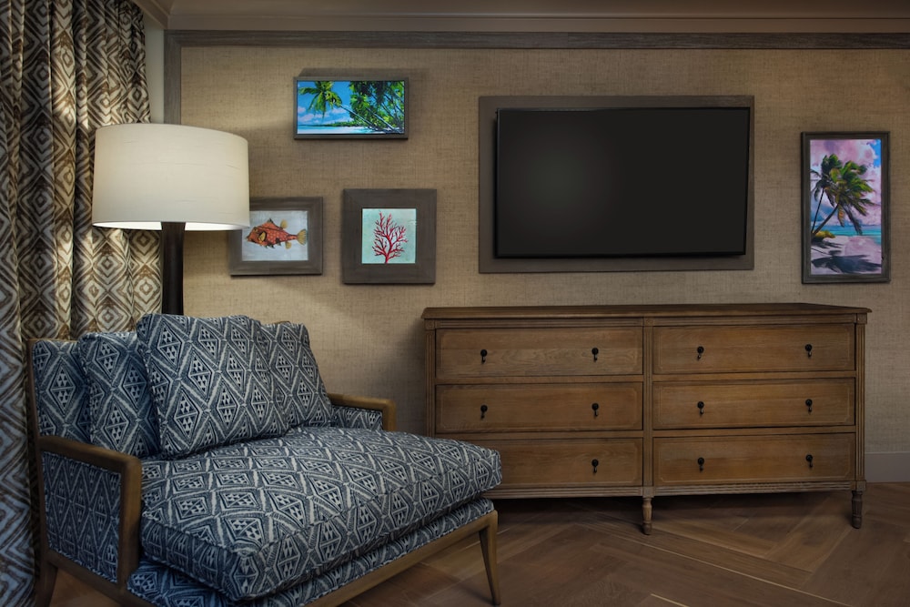 Disneys Polynesian Village Resort 30/50