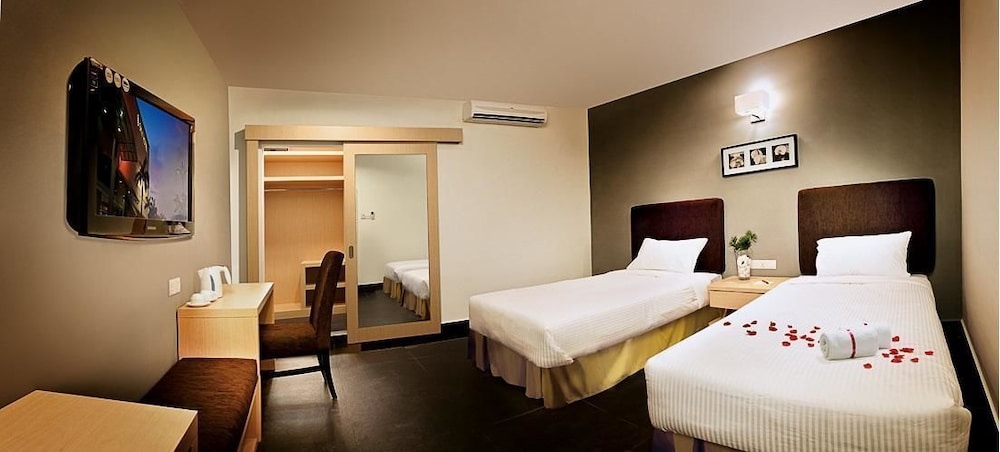 Sky Hotel Selayang 11/24