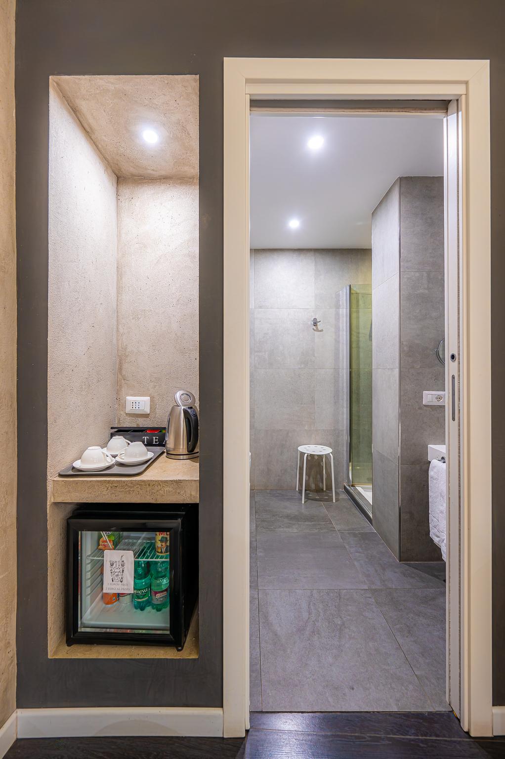 Four Rivers Suites In Rome 24/24