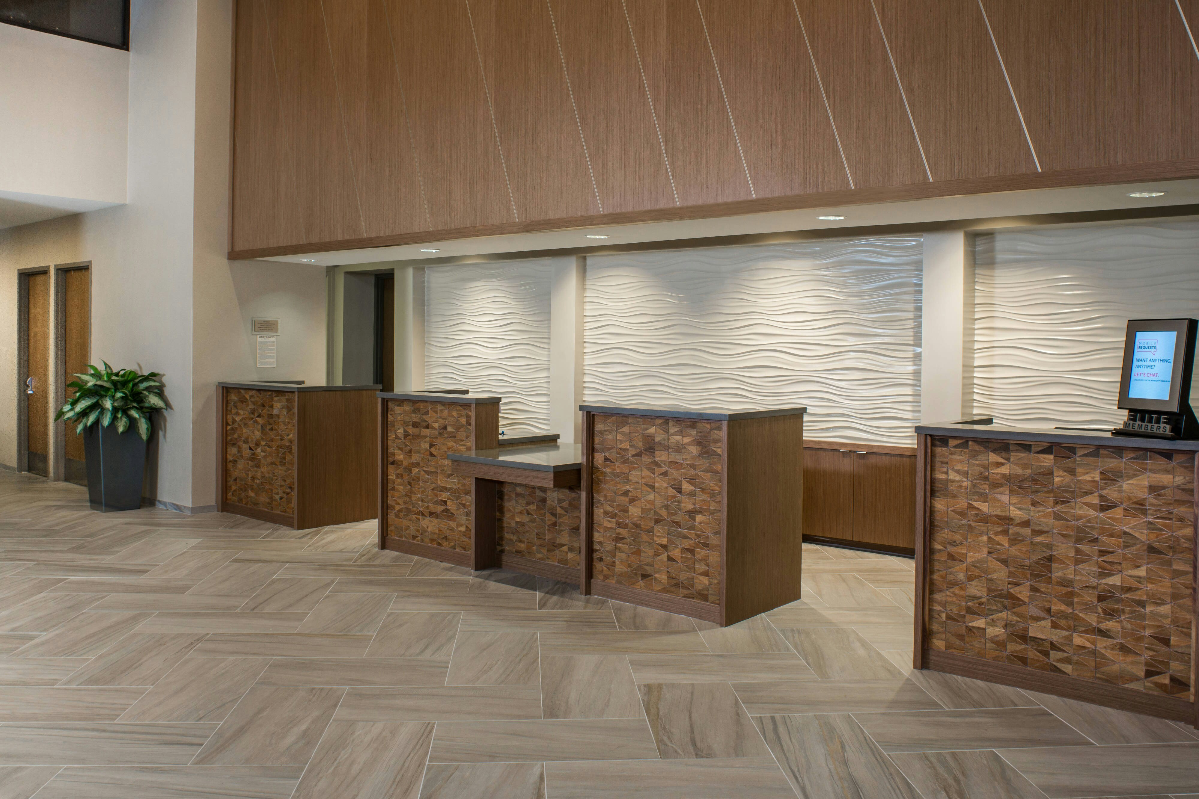 Lobby at Tampa Marriott Westshore, TAMPA - FL