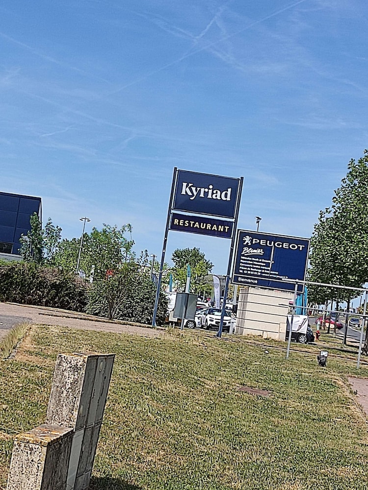 KYRIAD MONTARGIS - AMILLY 38/50