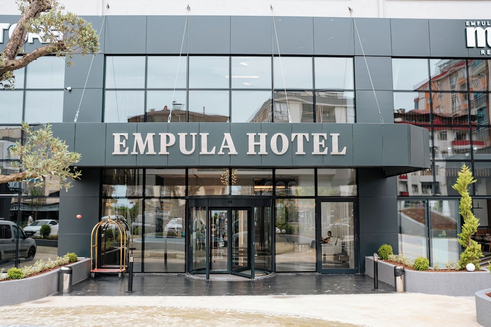 Empula Hotel & Residences 1/50