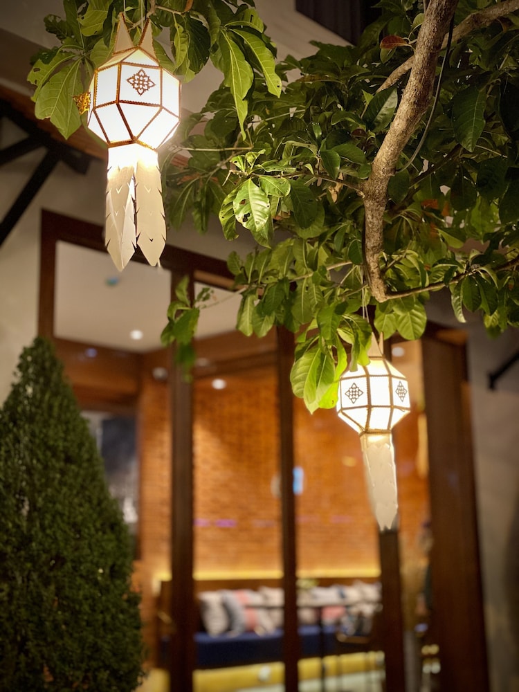 Salee Boutique Hotel 45/50