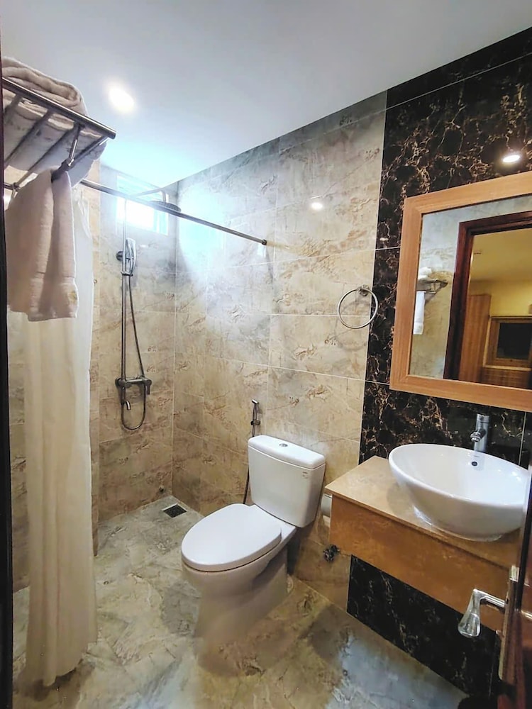 Sen Vang Luxury Hotel 47/50