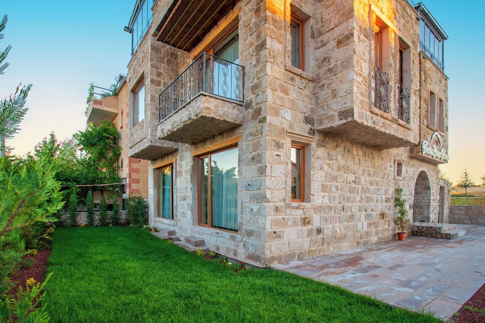 Cappadocia Fiesta Stone House 17/23