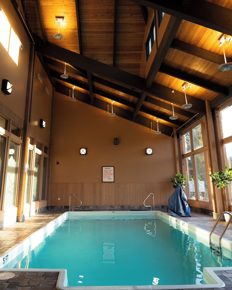 Grouse Mountain Lodge 29/62