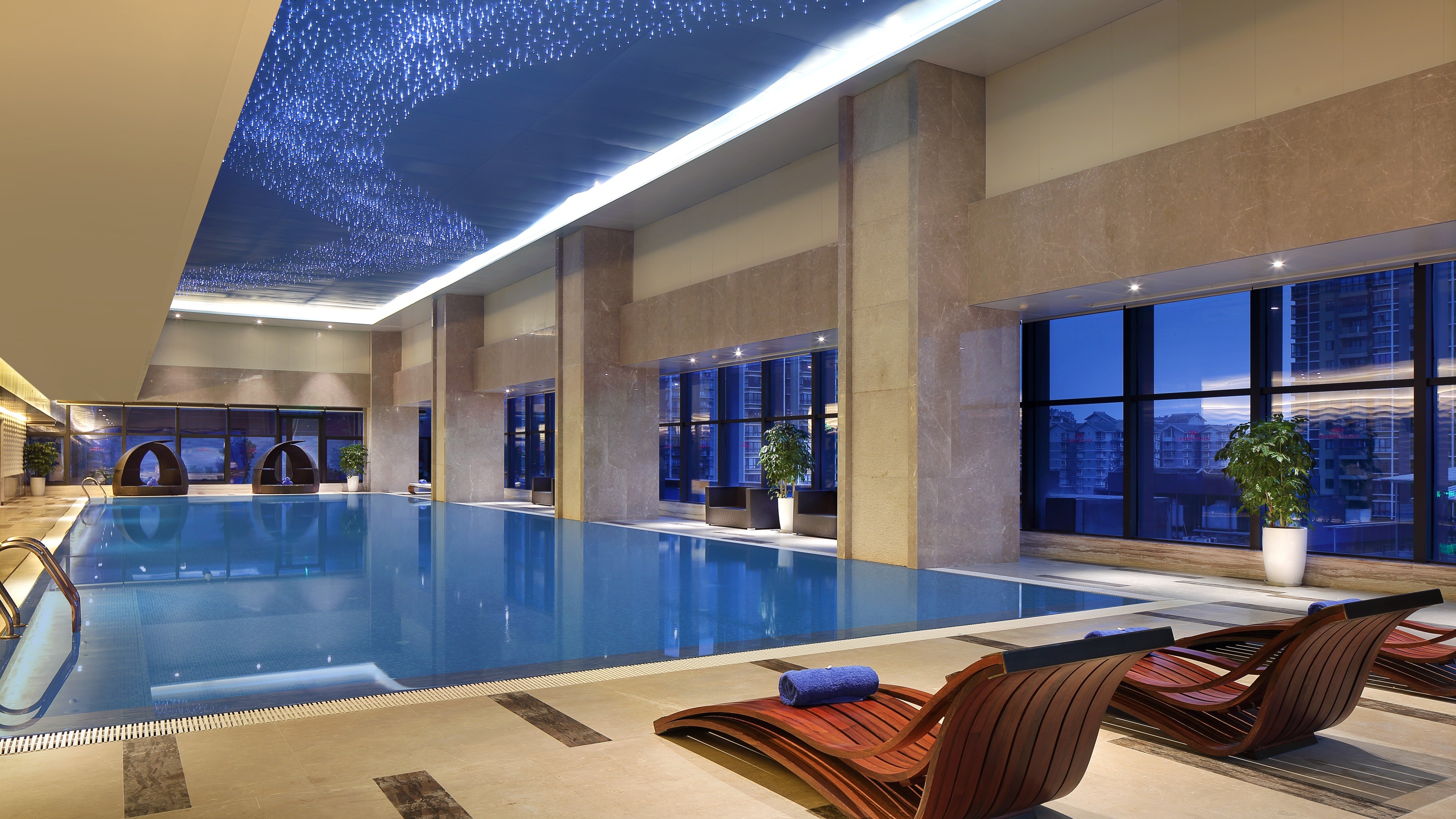 Crowne Plaza Yibin 10/36