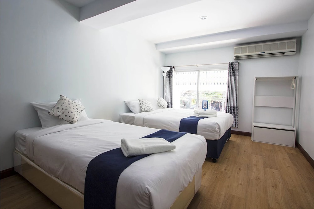 Nautical Home Bed & Breakfast Khaolak 15/68