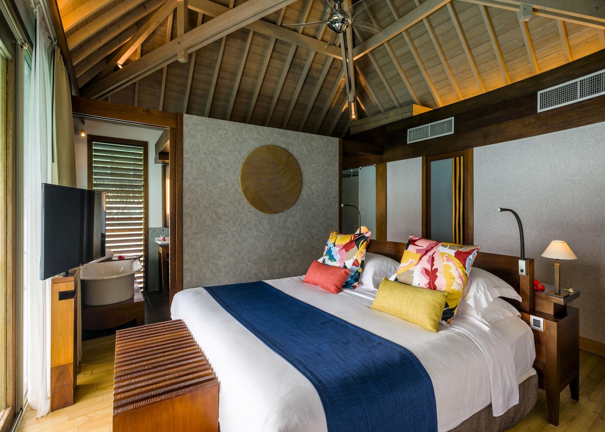 Overwater, Multiple Beds, Marina View