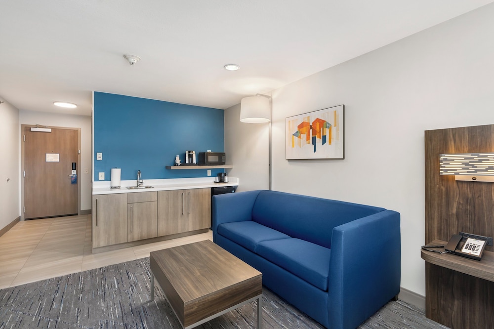 Holiday Inn Express Hotel & Suites Peru - Lasalle Area 53/66