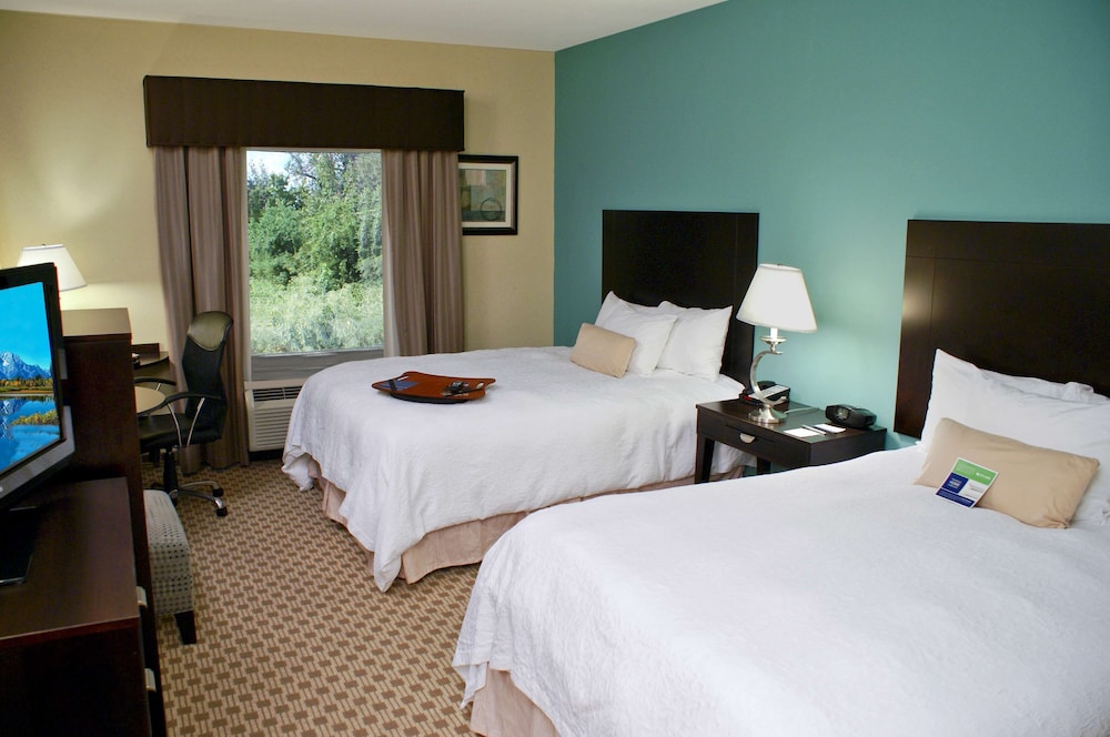 Hampton Inn Orange 20/50