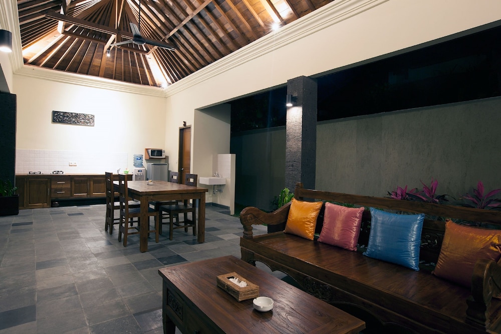 UBUD HEAVEN SAYAN 67/73
