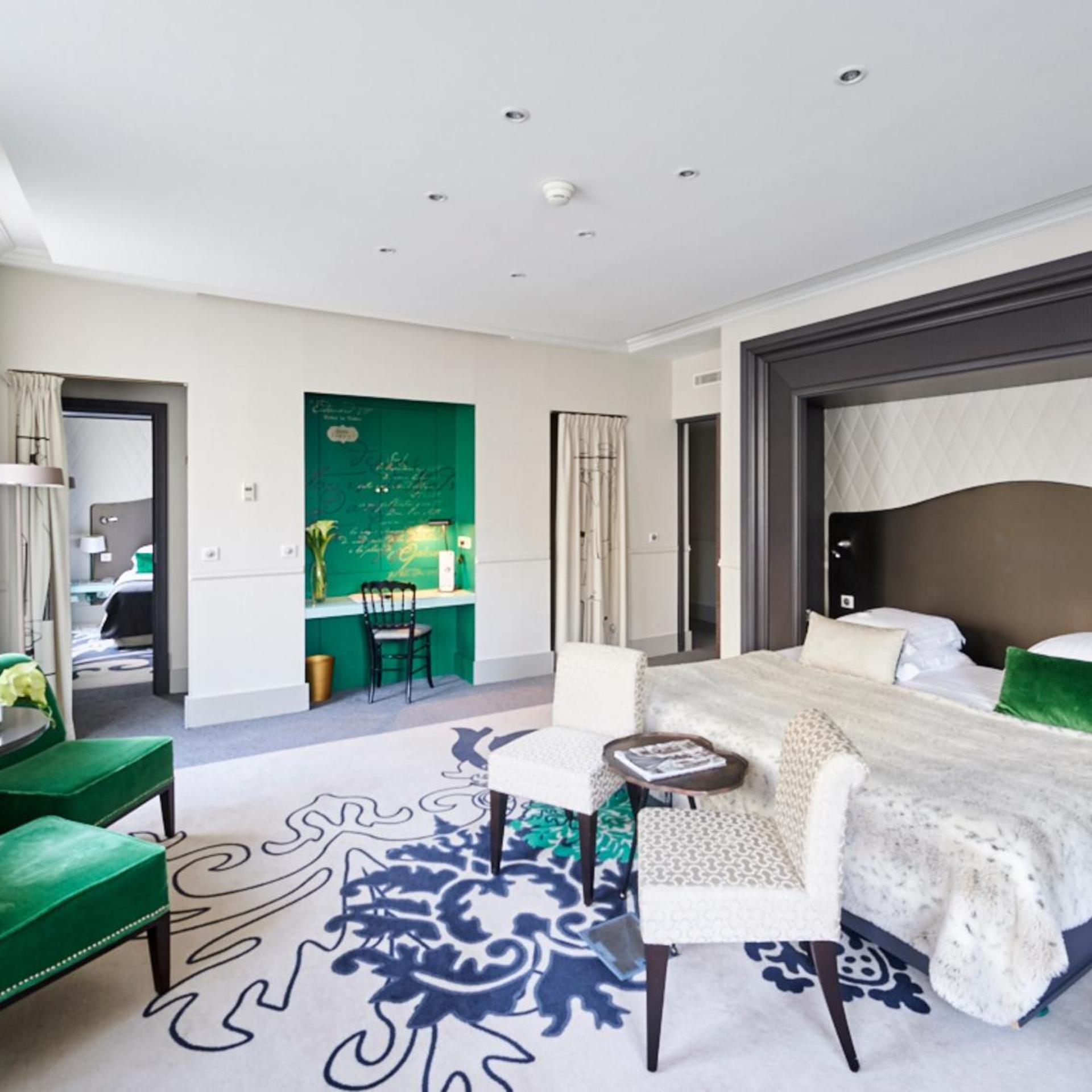 Junior Suite, Opera View, Balcony