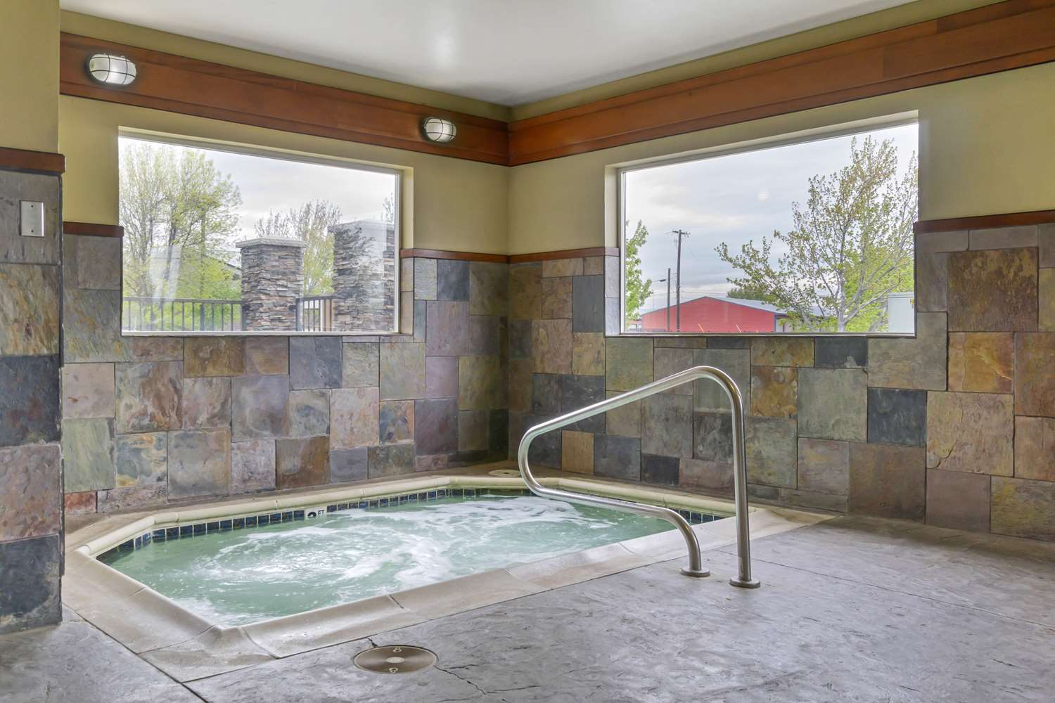 Best Western Plus Ellensburg Hotel 26/47